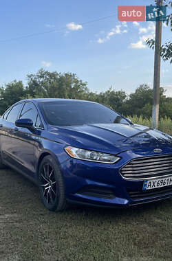 Седан Ford Fusion 2012 в 