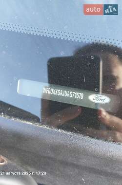 Хэтчбек Ford Fusion 2010 в 