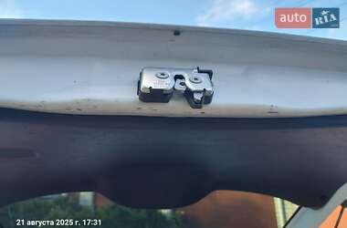 Хэтчбек Ford Fusion 2010 в 