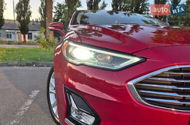 Седан Ford Fusion 2019 в Києві