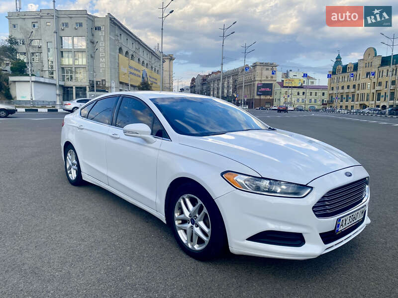 Седан Ford Fusion 2013 в Харькове фото 4 Седан Ford Fusion 2013 в Харькове