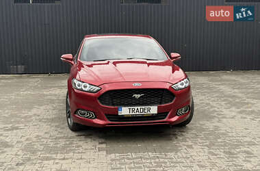 Седан Ford Fusion 2013 в 