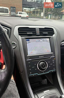 Седан Ford Fusion 2013 в 