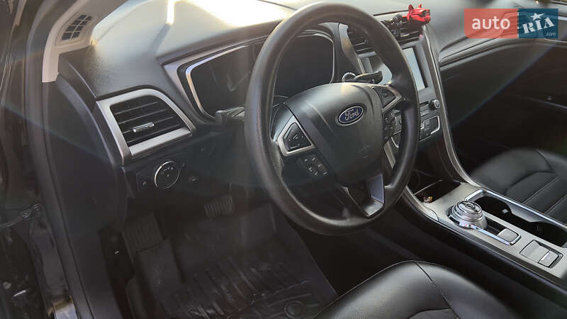 Седан Ford Fusion 2017 в Киеве фото 22 Седан Ford Fusion 2017 в Киеве