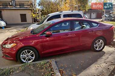 Седан Ford Fusion 2018 в 