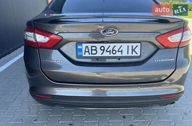 Седан Ford Fusion 2015 в 