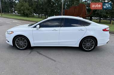 Седан Ford Fusion 2014 в 