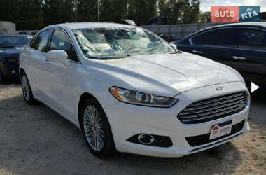 Седан Ford Fusion 2014 в 