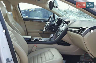 Седан Ford Fusion 2014 в 
