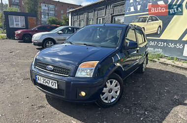 Хэтчбек Ford Fusion 2010 в 