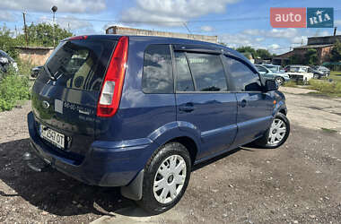 Хэтчбек Ford Fusion 2010 в 