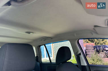 Хэтчбек Ford Fusion 2010 в 