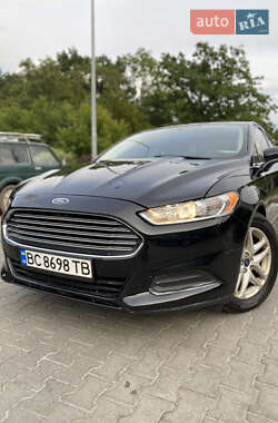 Седан Ford Fusion 2014 в 