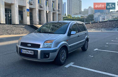 Хетчбек Ford Fusion 2008 в Києві