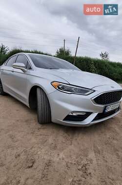 Седан Ford Fusion 2016 в 