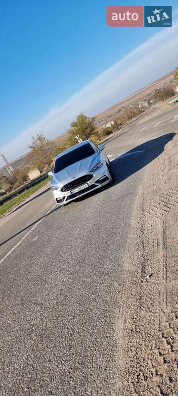 Седан Ford Fusion 2016 в Херсоні