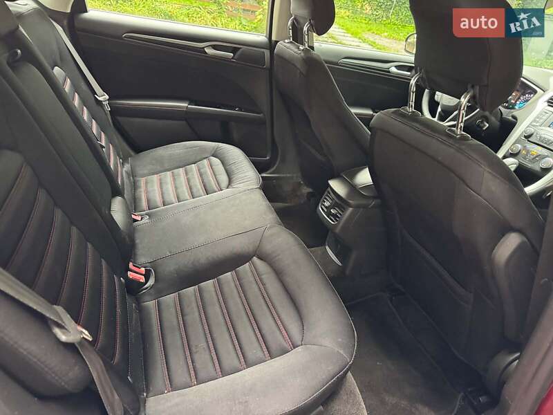 Седан Ford Fusion 2014 в Киеве