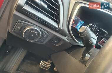Седан Ford Fusion 2016 в 