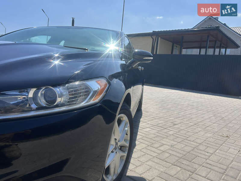 Седан Ford Fusion 2016 в Черкассах