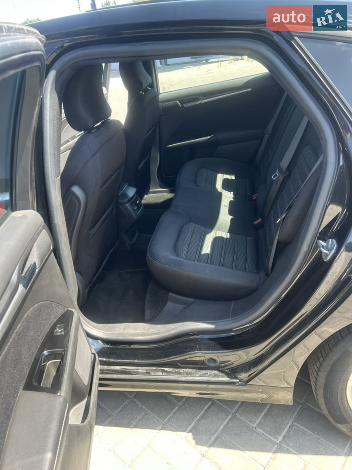 2016 Ford Fusion - мініатюра 28