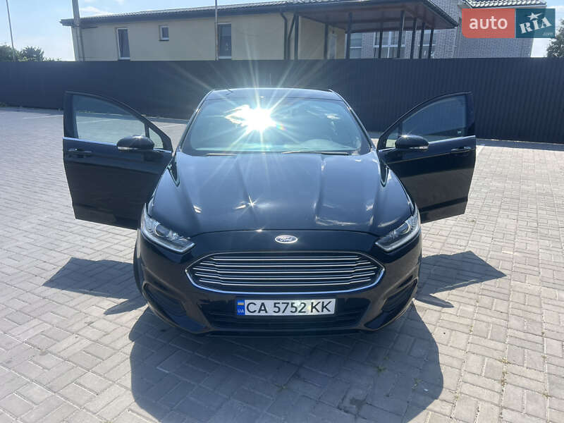 Седан Ford Fusion 2016 в Черкассах