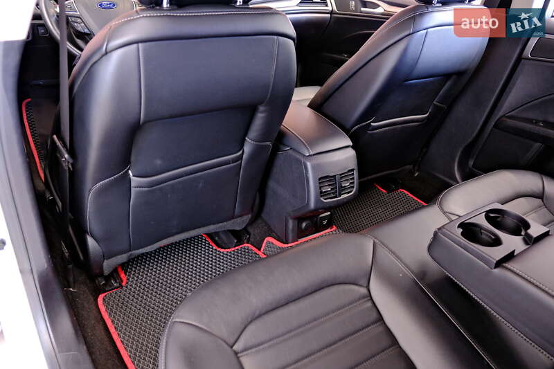 Седан Ford Fusion 2017 в Одессе