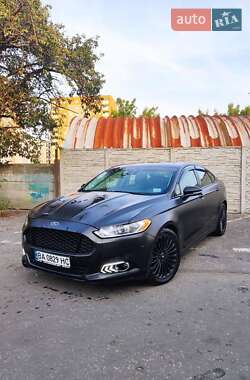 Седан Ford Fusion 2013 в Львове