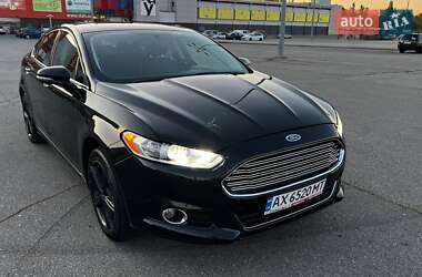 Седан Ford Fusion 2015 в 
