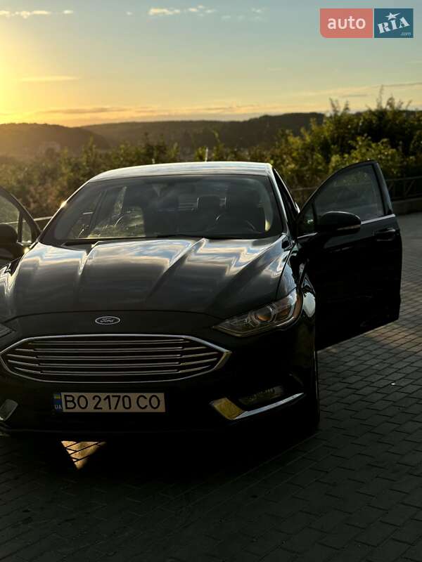 Седан Ford Fusion 2016 в Теребовле