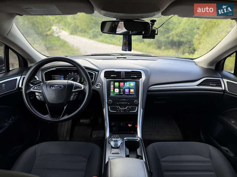 Седан Ford Fusion 2019 в Днепре
