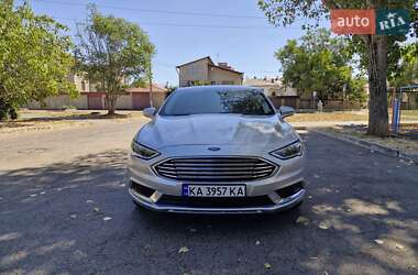 Седан Ford Fusion 2018 в 