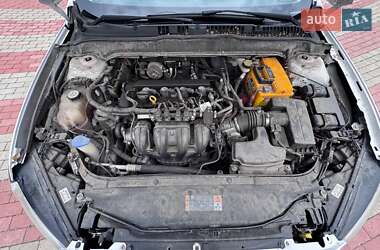 Седан Ford Fusion 2013 в 