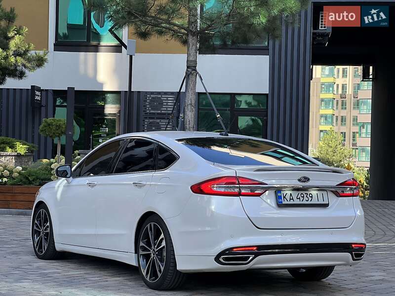 Седан Ford Fusion 2016 в Киеве фото 5 Седан Ford Fusion 2016 в Киеве