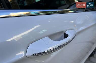 Седан Ford Fusion 2016 в 