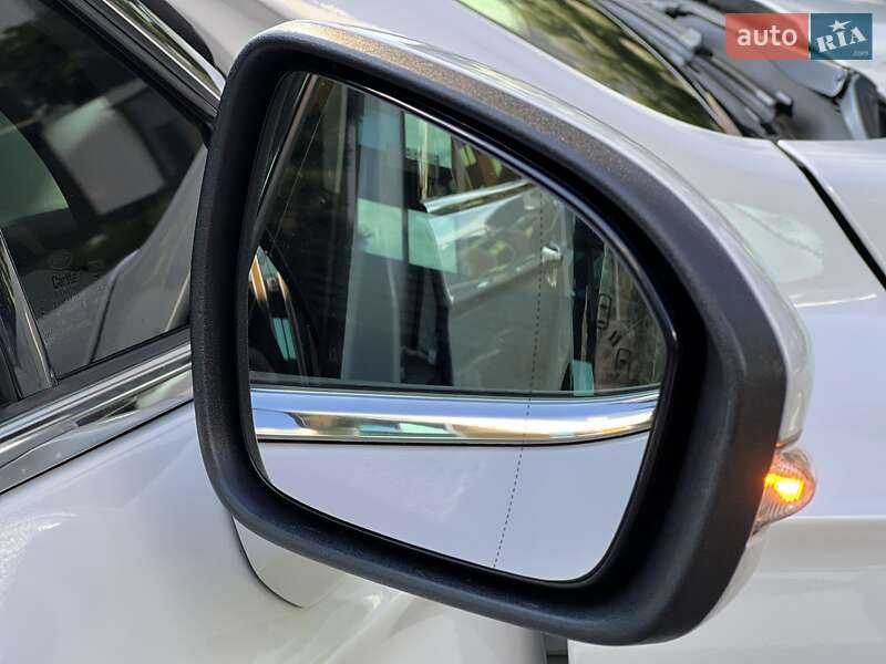 Седан Ford Fusion 2016 в Киеве фото 18 Седан Ford Fusion 2016 в Киеве