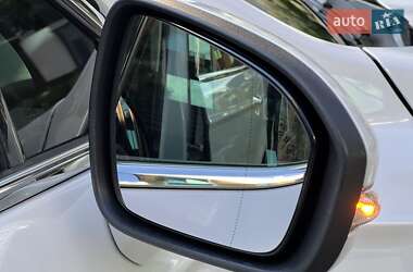 Седан Ford Fusion 2016 в 