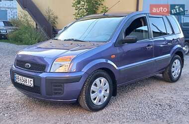 Хэтчбек Ford Fusion 2006 в 