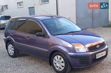 Хэтчбек Ford Fusion 2006 в 