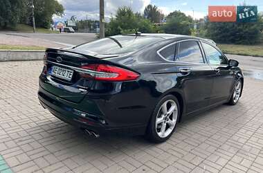 Седан Ford Fusion 2017 в 