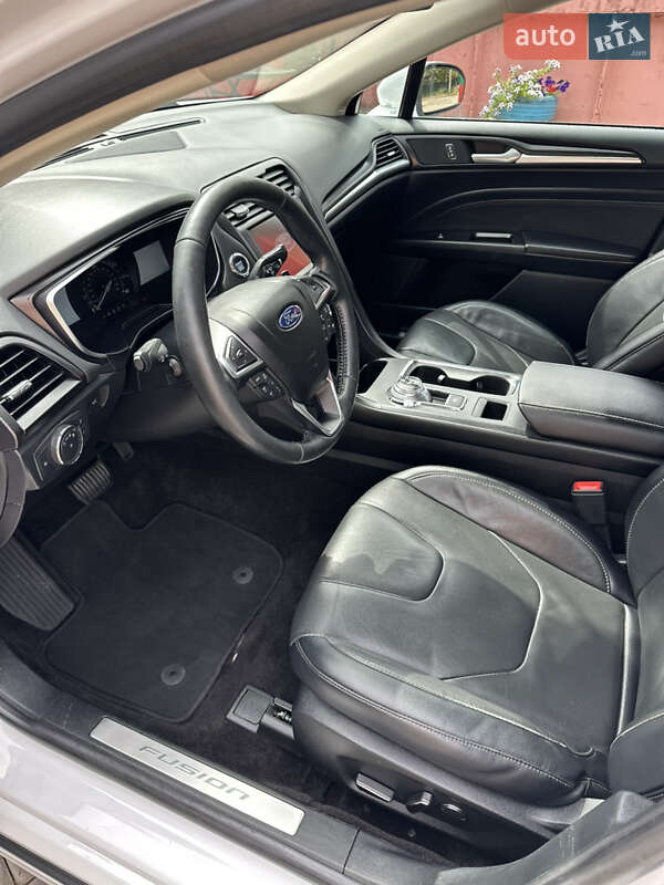 Седан Ford Fusion 2020 в Первомайске