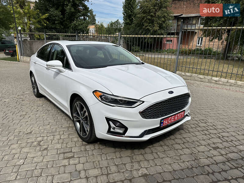 Седан Ford Fusion 2020 в Первомайске