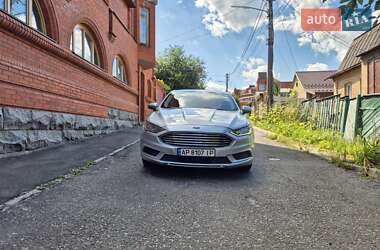 Седан Ford Fusion 2017 в 