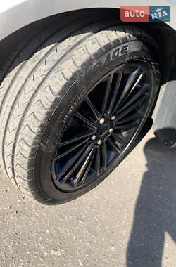 Седан Ford Fusion 2012 в 