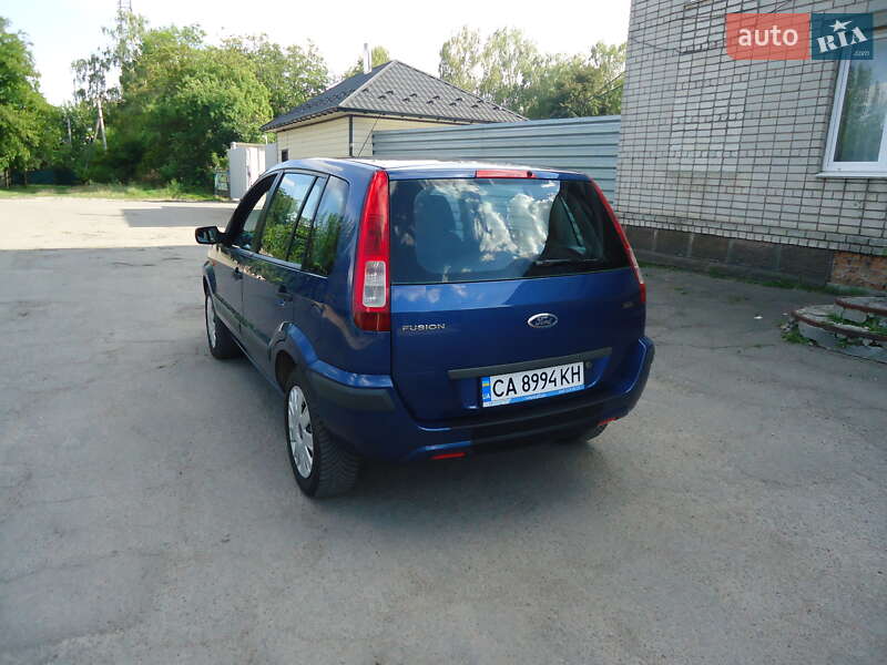 Хэтчбек Ford Fusion 2006 в Умани фото 12 Хэтчбек Ford Fusion 2006 в Умани