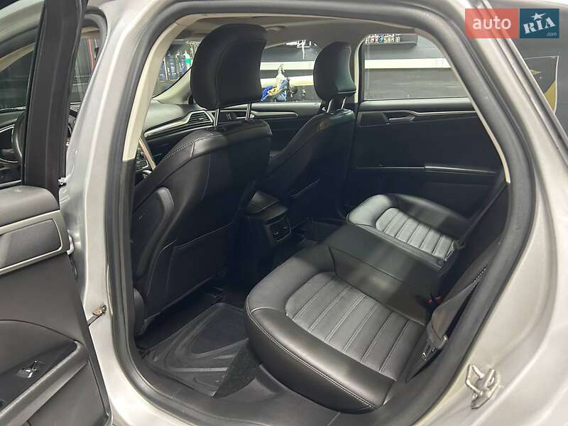 Седан Ford Fusion 2015 в Киеве