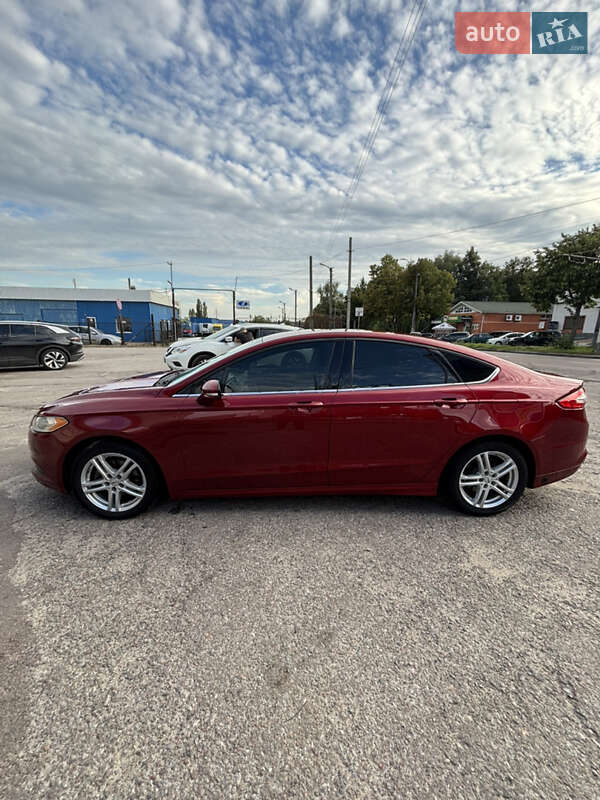 Седан Ford Fusion 2015 в Житомирі