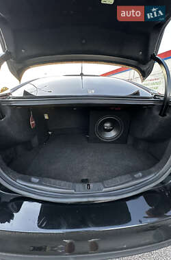 Седан Ford Fusion 2014 в 