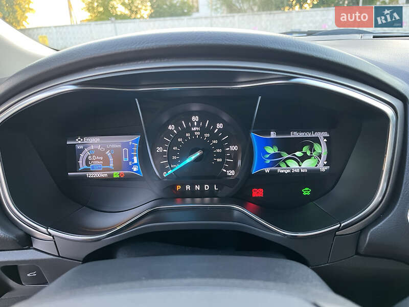 Седан Ford Fusion 2017 в Києві