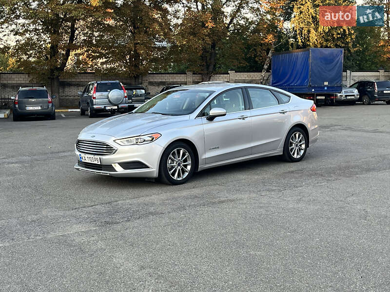 Седан Ford Fusion 2017 в Києві