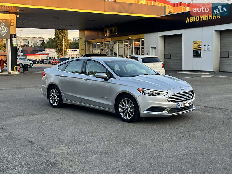 Седан Ford Fusion 2017 в Києві